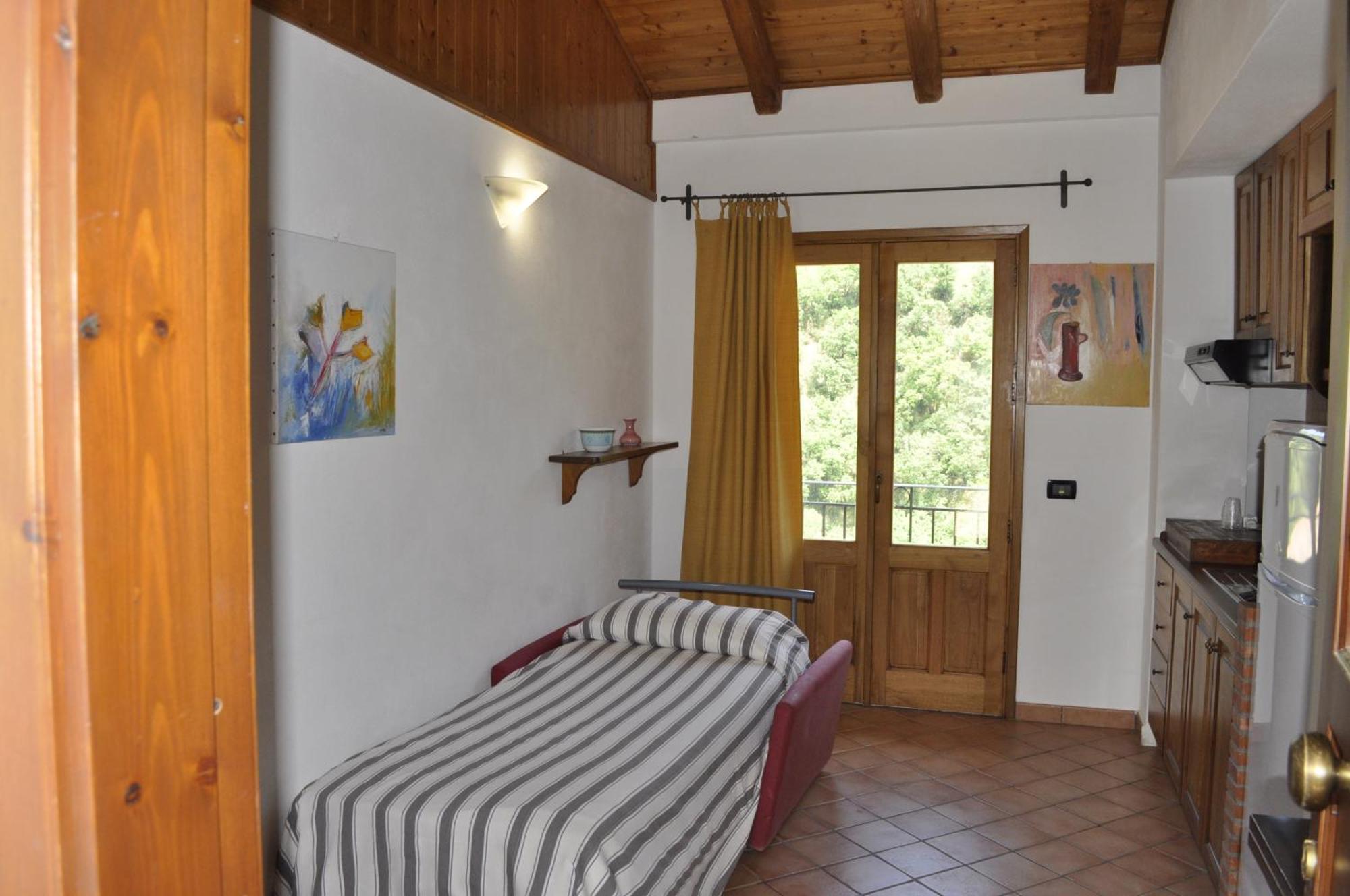 Готель Borgo San Francesco Джоїоза-Мареа Номер фото