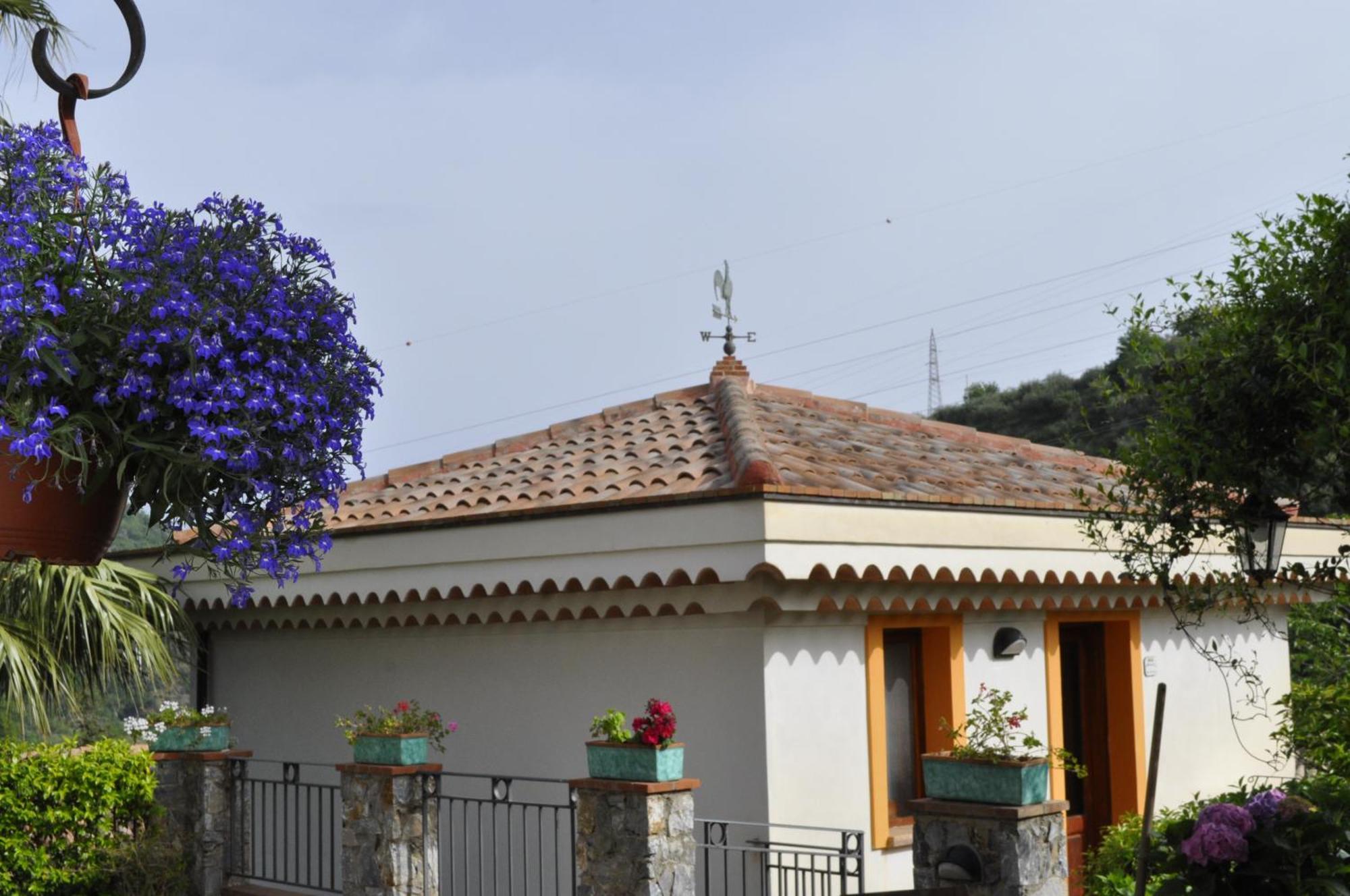 Готель Borgo San Francesco Джоїоза-Мареа Номер фото