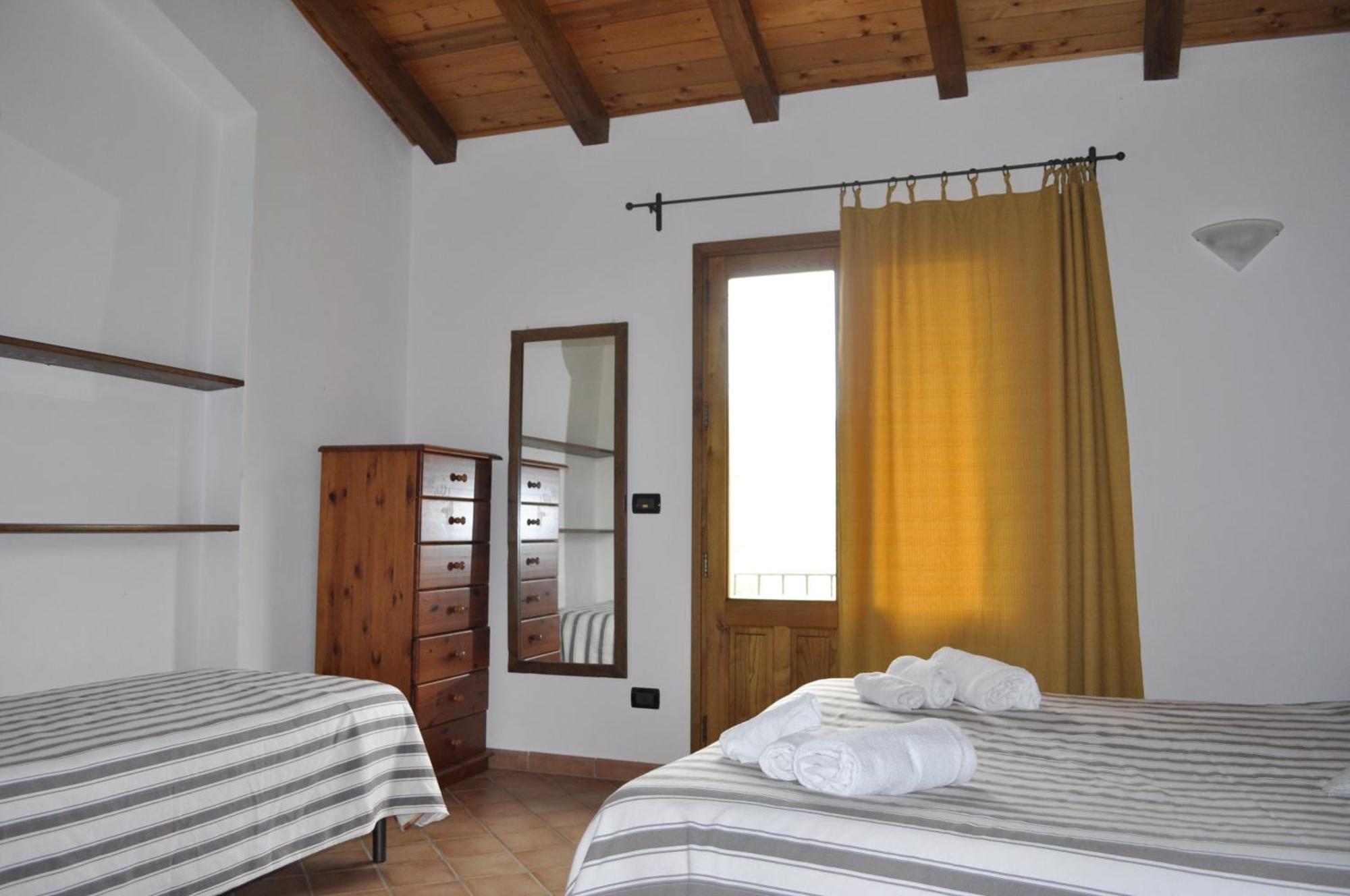Готель Borgo San Francesco Джоїоза-Мареа Номер фото